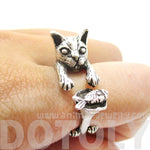 Kitty Cat Eating Fish Shaped Animal Wrap Ring in Silver | US Sizes 7 to 9 | DOTOLY