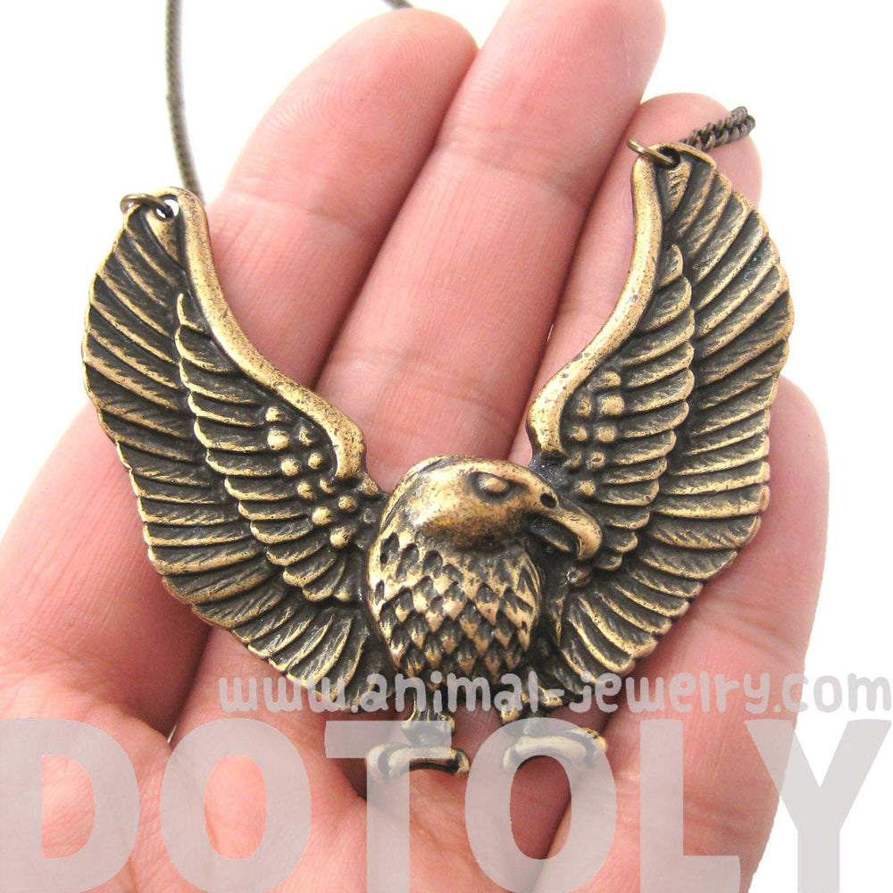 Large Bald Eagle Hawk Bird Shaped Animal Pendant Necklace in Bronze
