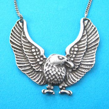 Large Bald Eagle Hawk Bird Shaped Animal Pendant Necklace in Silver