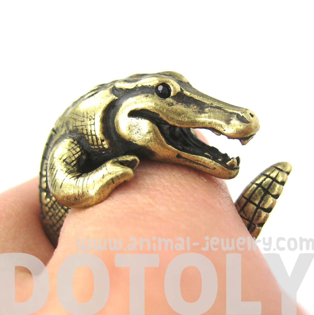 large-crocodile-alligator-dragon-animal-wrap-around-hug-ring-in-brass-us-size-4-to-9