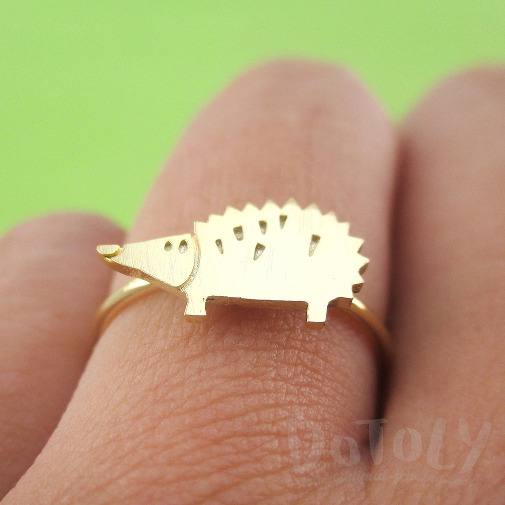 Little Hedgehog Shaped Adjustable Animal Ring in Gold | DOTOLY