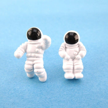 Miniature Astronauts Shaped Space Themed Stud Earrings in White | DOTOLY | DOTOLY