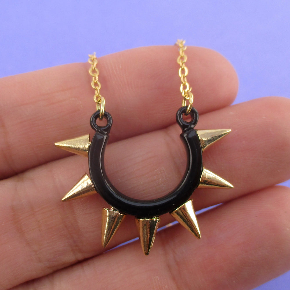 Minimal Rocker Chic Horseshoe Spiked Pendant Necklace in Gold | DOTOLY