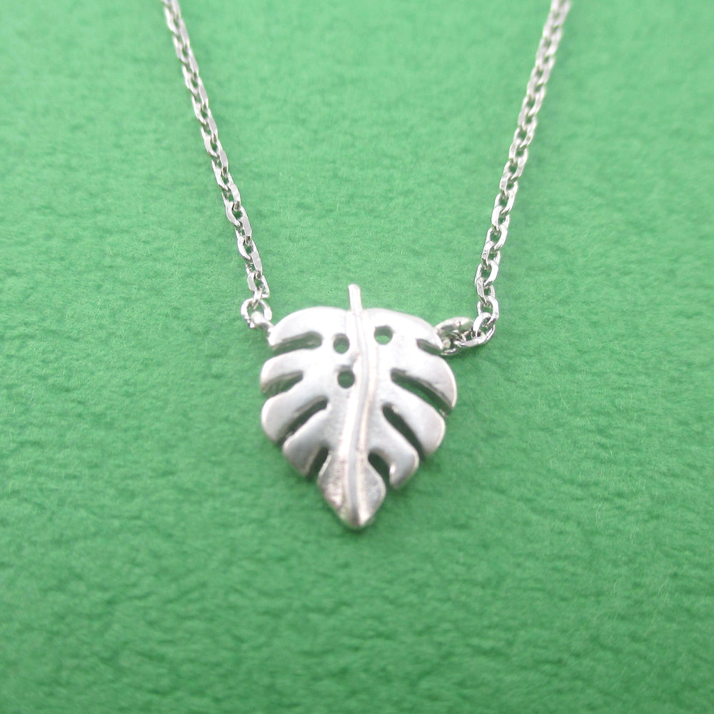 Minimal Swiss Cheese Monstera Plant Leaf Shaped Pendant Necklace in Silver