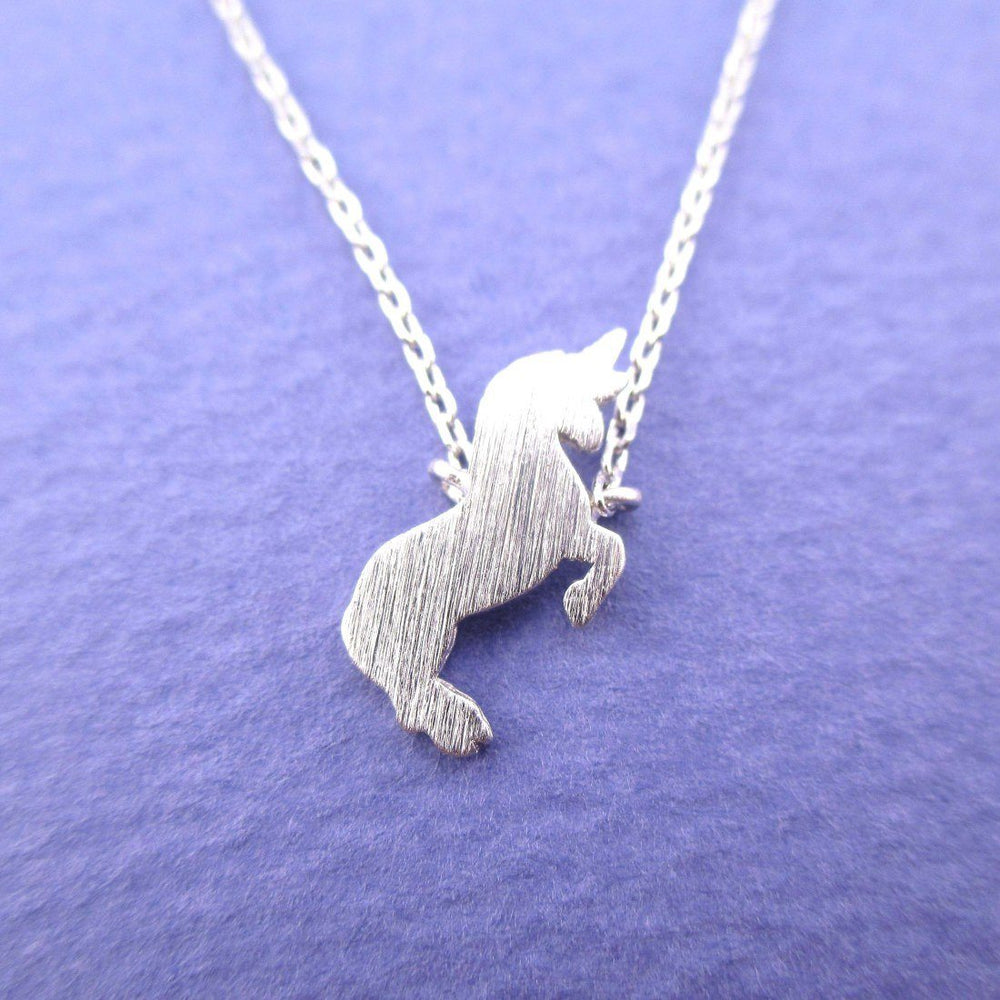 Minimal Unicorn Silhouette Shaped Pendant Necklace in Silver | DOTOLY
