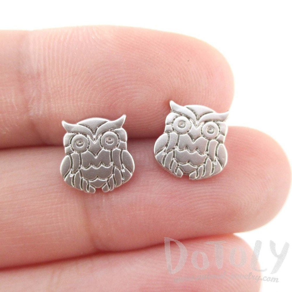 Minimal Wise Barn Owl Shaped Stud Earrings in Silver | Allergy Free | DOTOLY