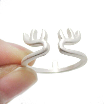 Minimalist Deer Antler Shaped Animal Ring in Silver | DOTOLY | DOTOLY