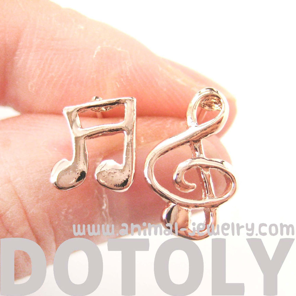 Simple Musical Note Shaped Stud Earrings in Rose Gold | DOTOLY