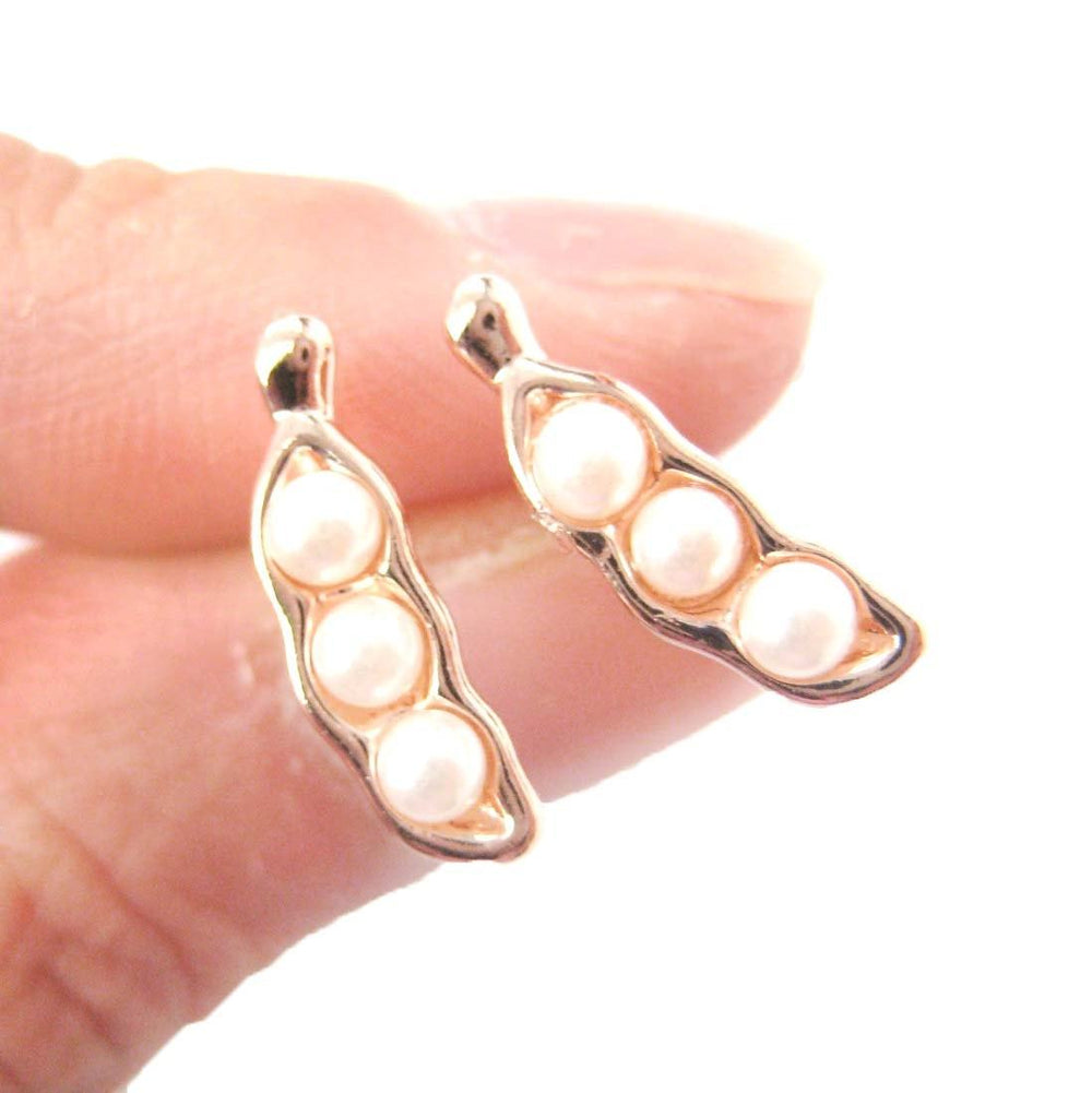 Peas in A Pod Stud Earrings in Rose Gold with Pearl Detail | DOTOLY | DOTOLY