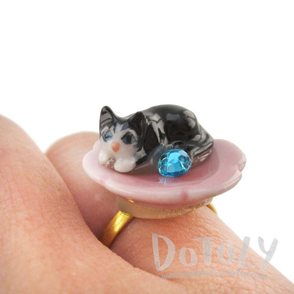 Porcelain Black Baby Kitty Cat Shaped Adjustable Animal Ring | DOTOLY