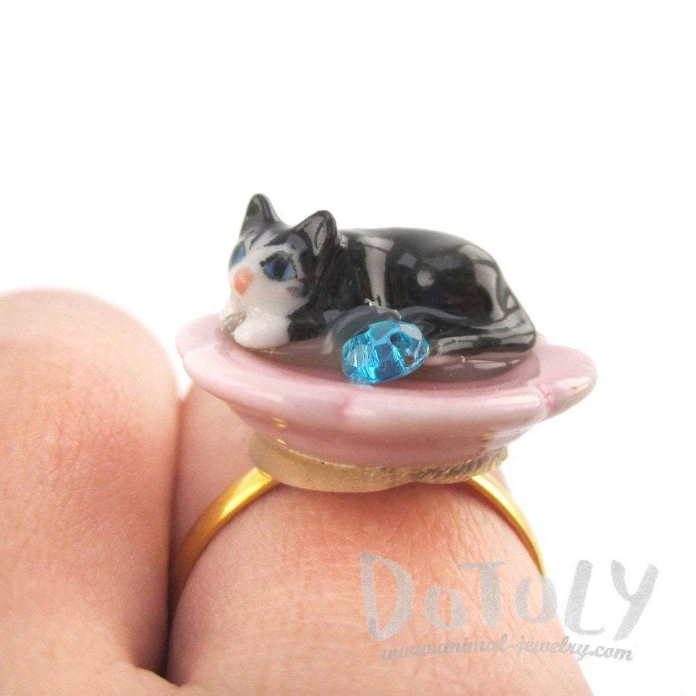 Porcelain Black Baby Kitty Cat Shaped Adjustable Animal Ring | DOTOLY