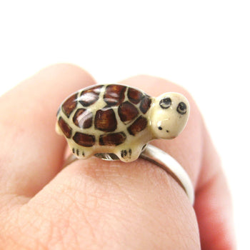 porcelain-ceramic-turtle-shaped-animal-adjustable-ring-handmade