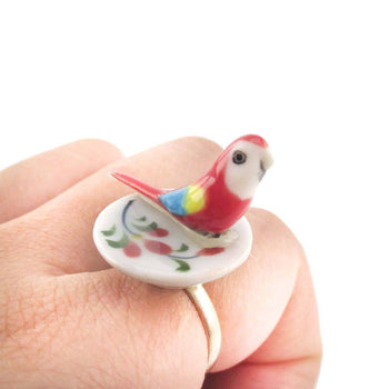 Porcelain Scarlet Macaw Parrot Bird Shaped Adjustable Animal Ring