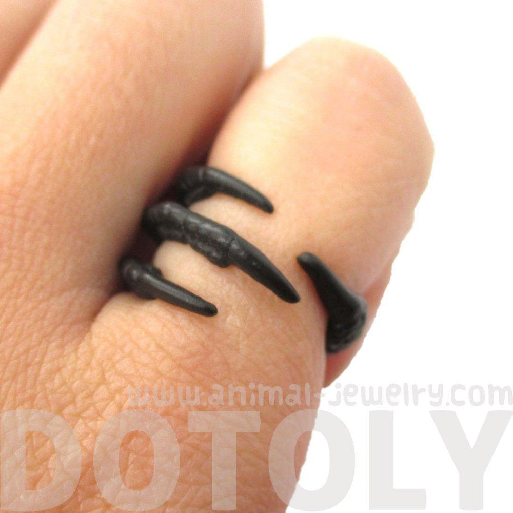 Realistic Animal Bird Claw Shaped Wrap Around Ring in Black | Animal Jewelry | DOTOLY