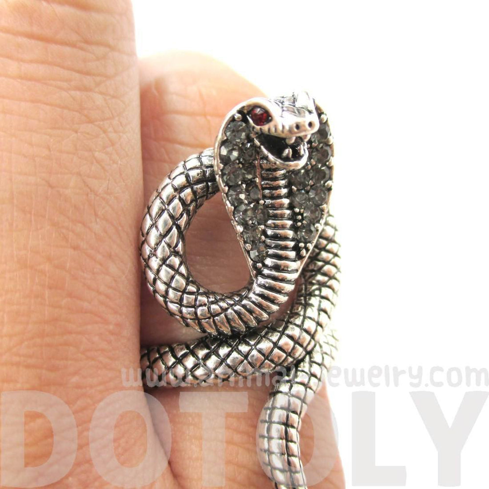Realistic Cobra Snake Shaped Textured Animal Themed Ring in Silver