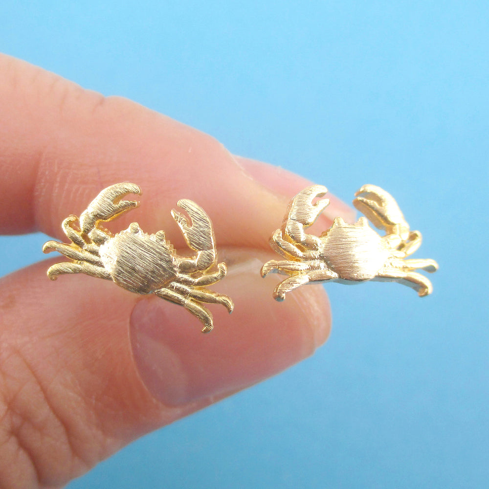 Miniature Crab Shaped Sea Inspired Stud Earrings For Women