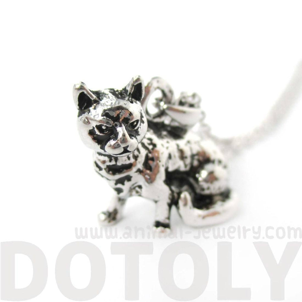 Realistic Grumpy Kitty Cat Shape Animal Charm Necklace in Shiny Silver