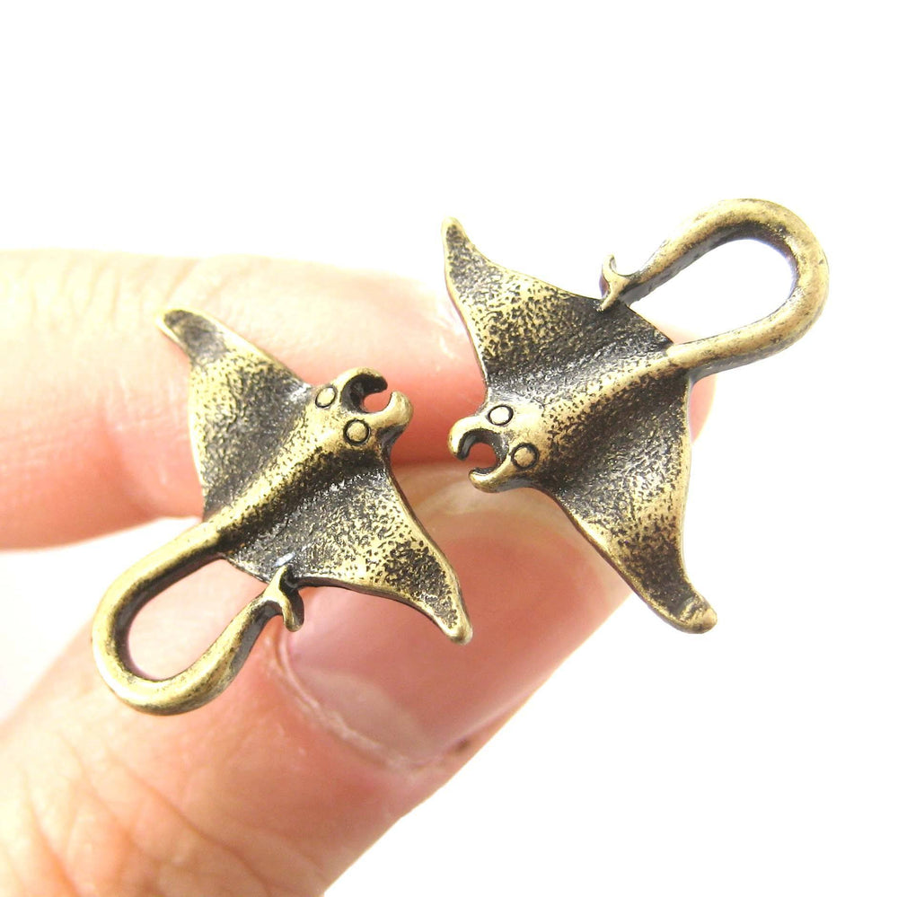 Realistic Stingray Sea Animal Stud Earrings in Brass | Animal Jewelry