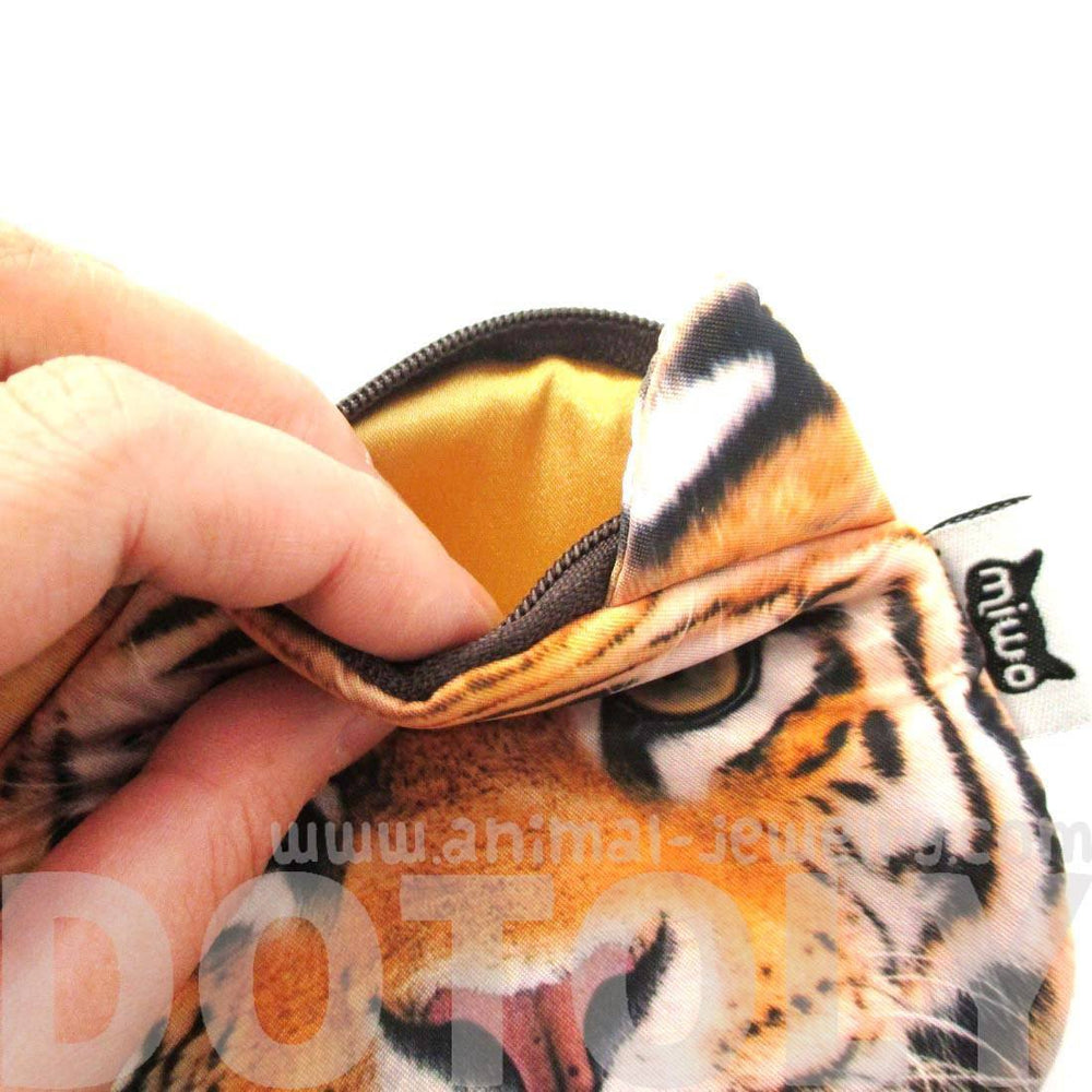 Realistic Tiger Face Shaped Soft Fabric Zipper Coin Purse Make Up Bag