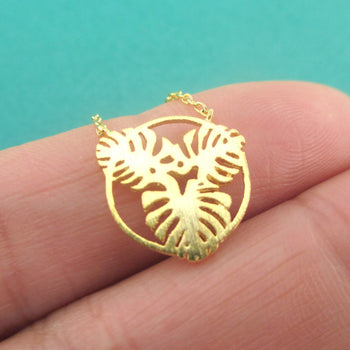 Round Monstera Swiss Cheese Plant Leaves Cut Out Shaped Green Thumb Pendant Necklace