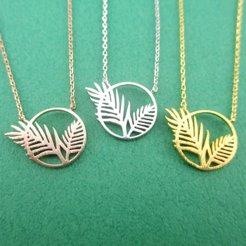 Round Palm Leaves Cut Out Shaped Green Thumb Pendant Necklace