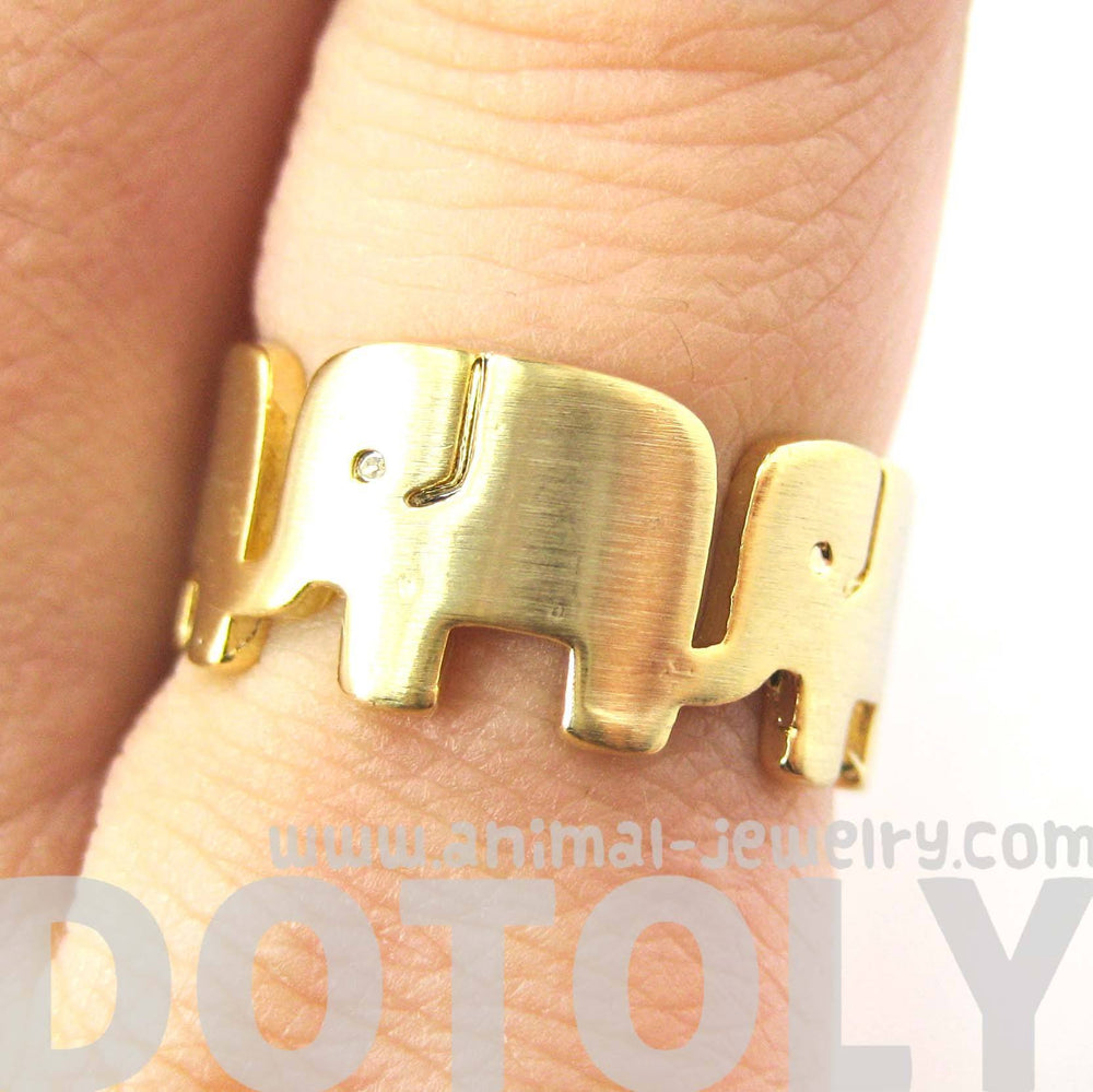 Simple Elephant Family Parade Animal Ring in Gold - US Size 6 to 8 Available | DOTOLY