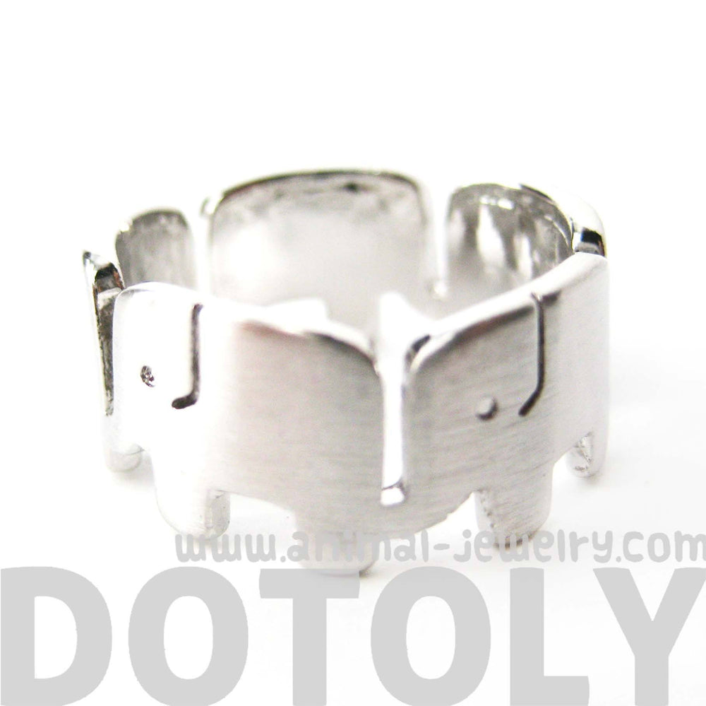 Simple Elephant Family Parade Animal Ring in Silver - US Size 6 to 8 Available | DOTOLY