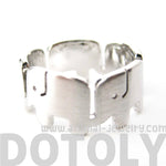 Simple Elephant Family Parade Animal Ring in Silver - US Size 6 to 8 Available | DOTOLY