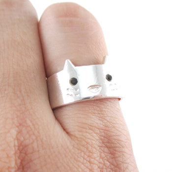 Simple Kitty Cat Face Shaped Animal Ring in Silver | Animal Jewelry | DOTOLY