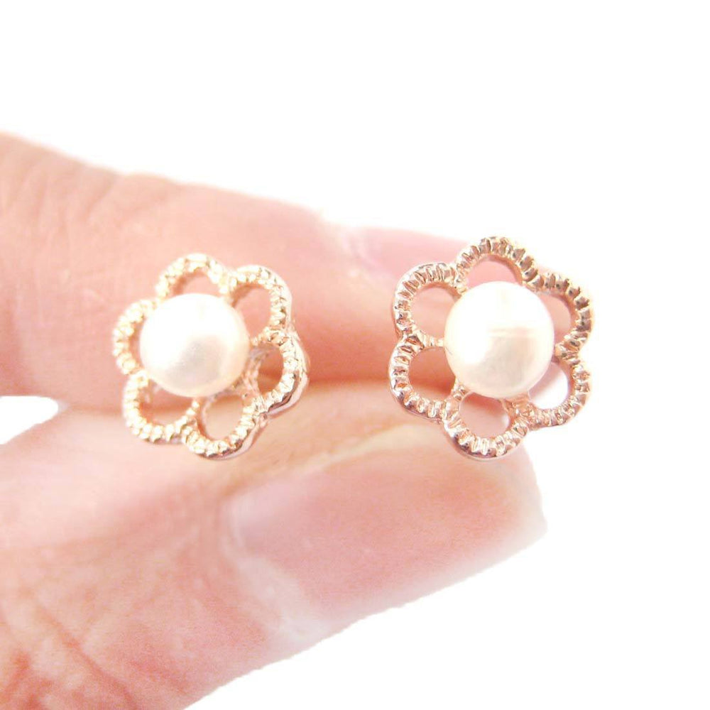 Small Floral Flower Shaped Stud Earrings in Rose Gold with Pearl Details | DOTOLY | DOTOLY