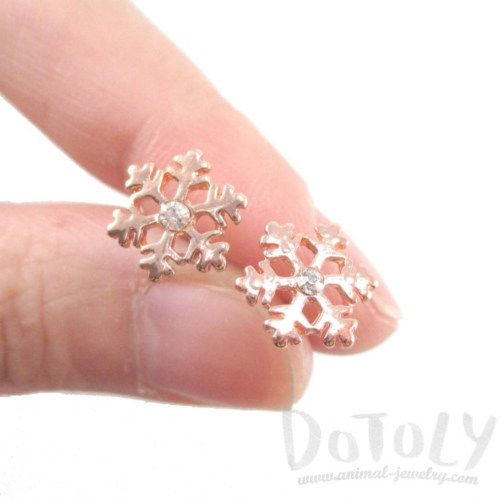 Small Snowflake Shaped Stud Earrings in Rose Gold with Rhinestones | DOTOLY | DOTOLY