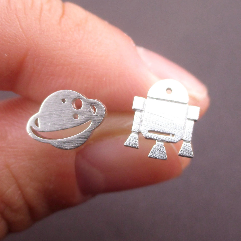 Space Astronaut Saturn Spaceship Shaped Sterling Silver Stud Earrings