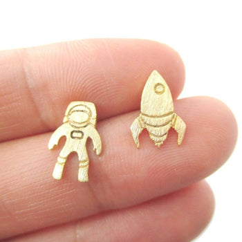 Spaceship and Astronaut Space Travel Themed Stud Earrings in Gold | DOTOLY | DOTOLY