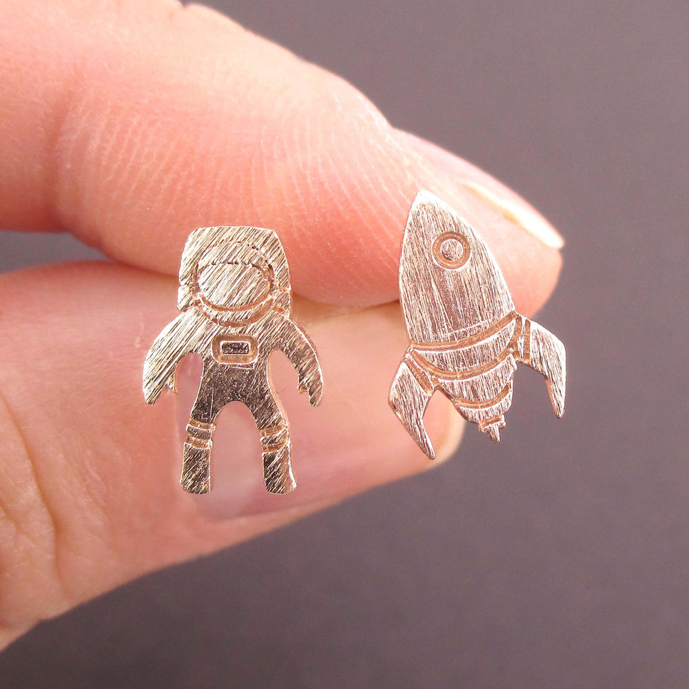 Spaceship and Astronaut Space Travel Themed Stud Earrings in Rose Gold