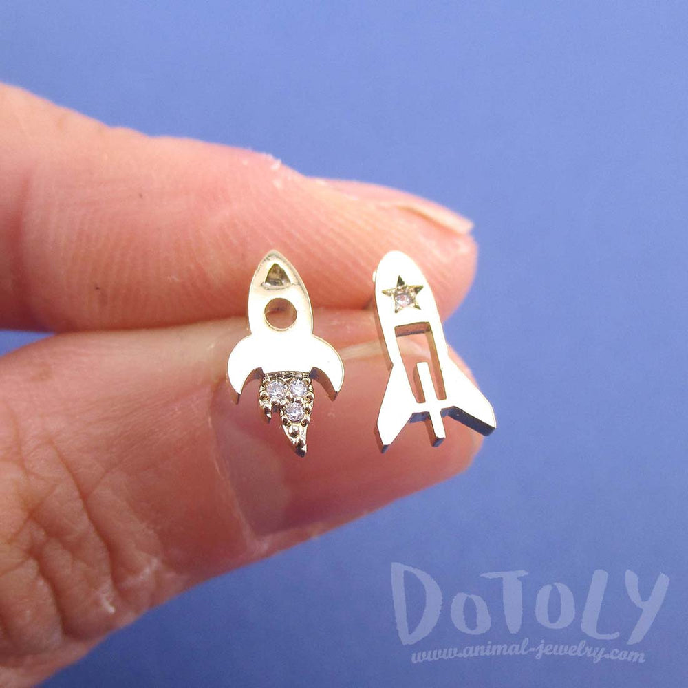 Spaceship starship Rocket Shaped Space Themed Stud Earrings in Gold