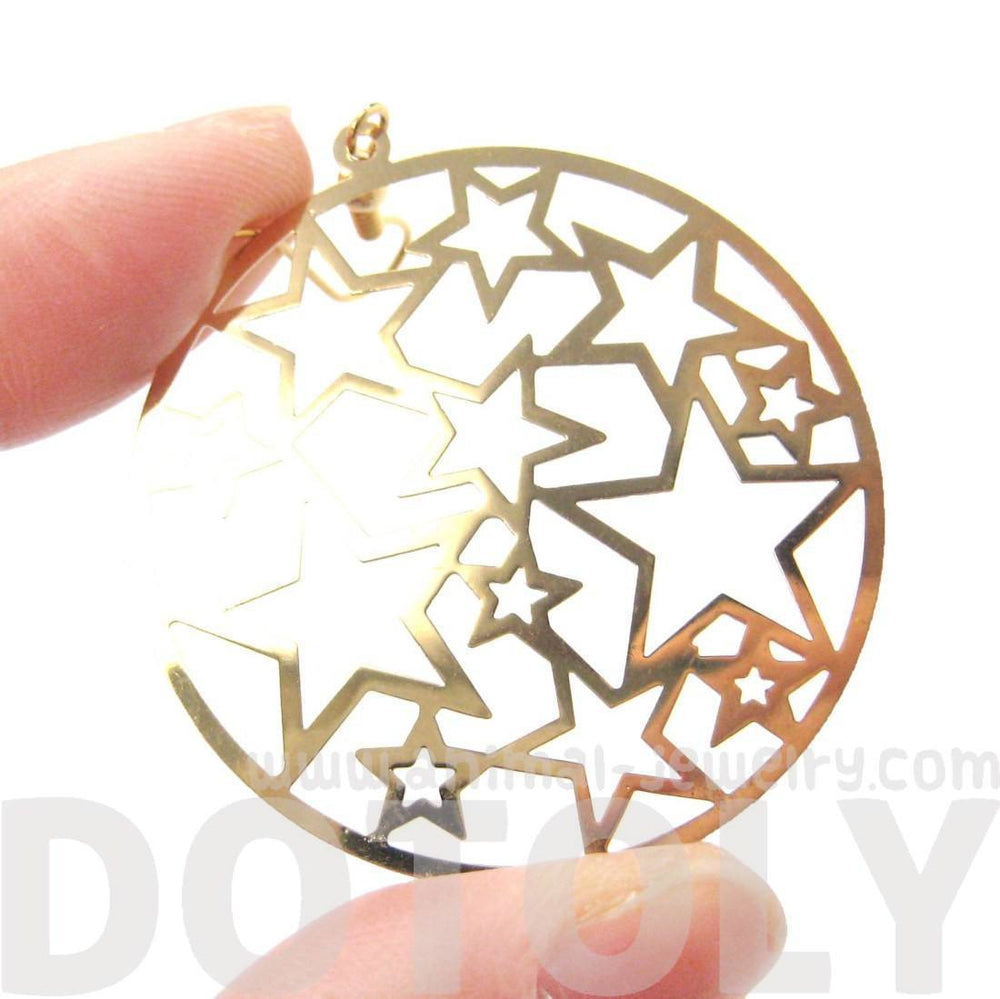 Star Outline Cut Out Round Disk Shaped Dangle Drop Earrings in Gold | DOTOLY | DOTOLY