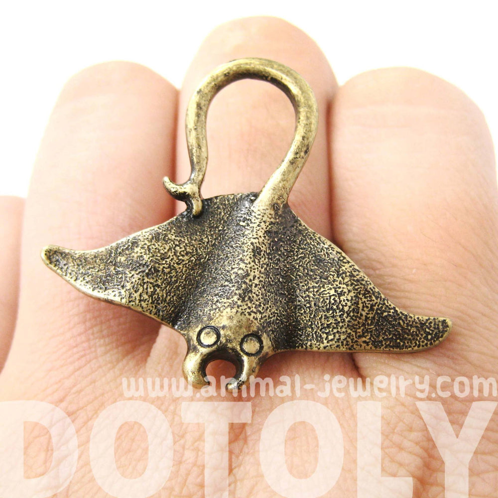 Stingray Adjustable Sea Animal Ring in Brass | Animal Jewelry | DOTOLY