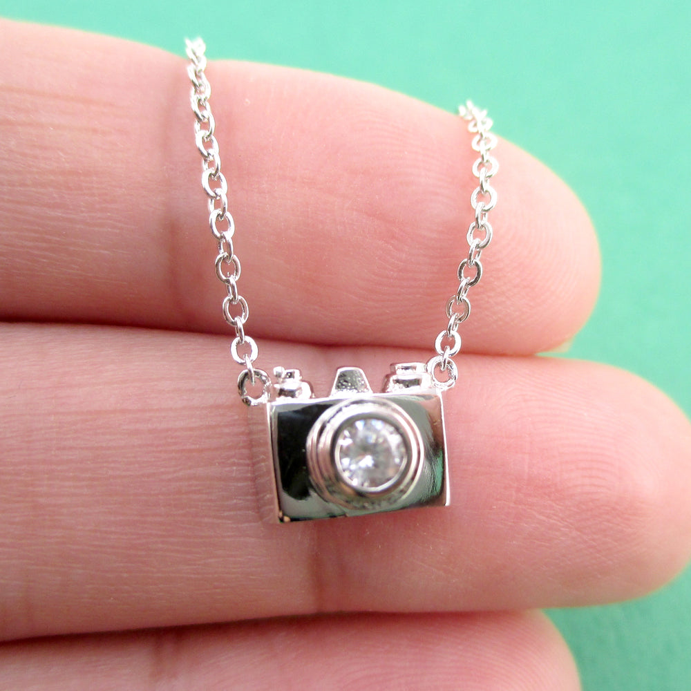 Tiny 3D Camera Shaped Rhinestone Lens Pendant Necklace in Silver