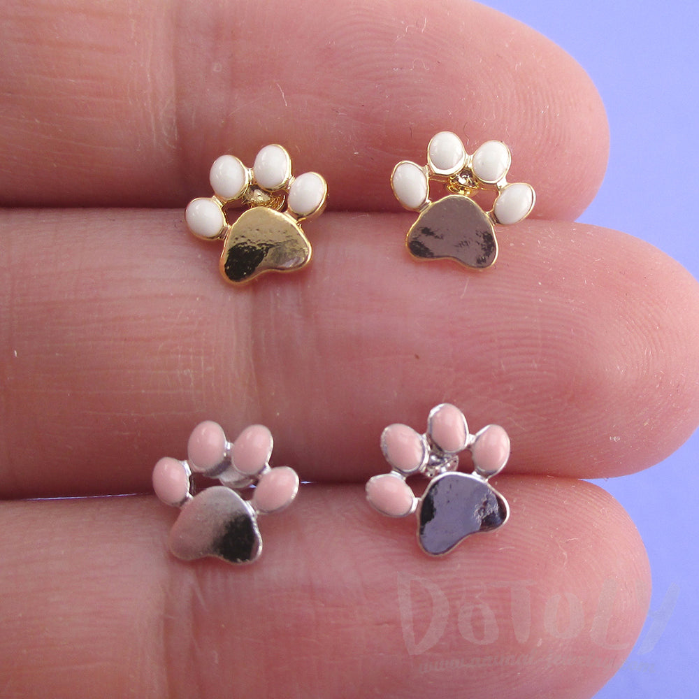Toebeans Dogs Tiny Paw Cat Dog Toebeans Shaped Stud Earrings in Silver or Gold – DOTOLY