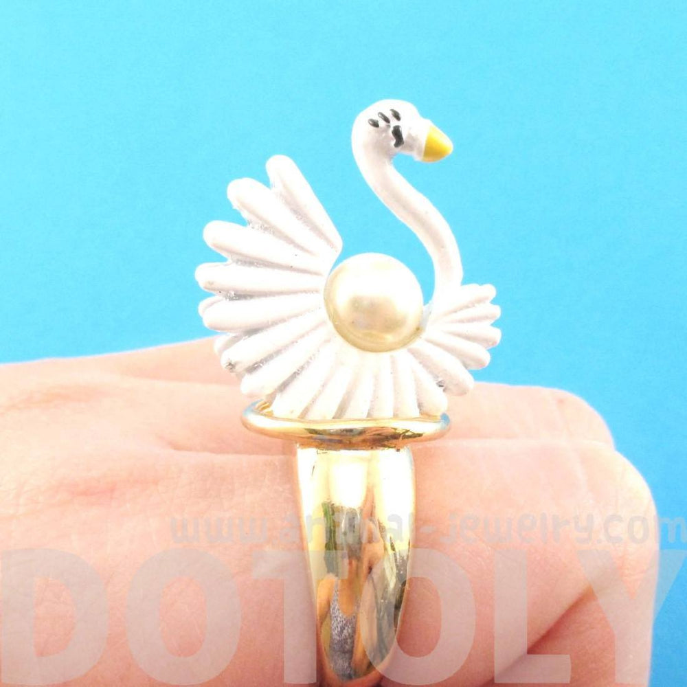 White Swan Shaped Animal Ring in Gold with Pearl Details | DOTOLY | DOTOLY