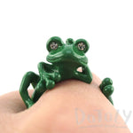 Yoga Frog Shaped Animal Wrap Around Ring in Green | US Size 5 to 8 | DOTOLY